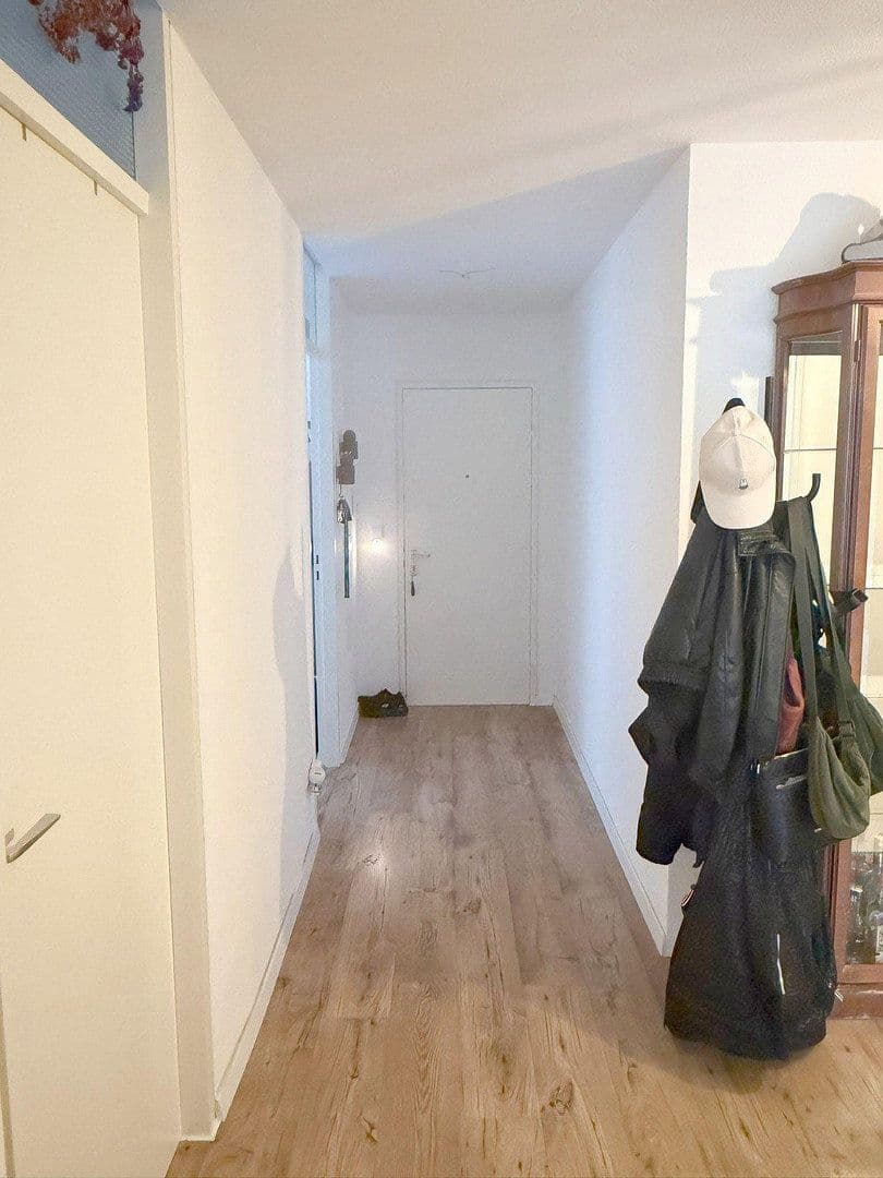 Prenájom bytu 3-izbový 104 m², Durlach, Bádensko-Wurttembersko Prenájom bytu 3-izbový 104 m², Durlach, Bádensko-Wurttembersko