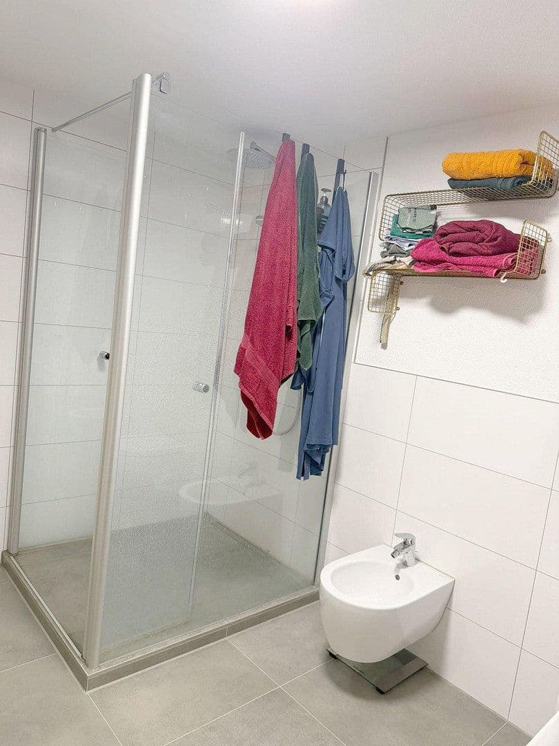 Prenájom bytu 3-izbový 104 m², Durlach, Bádensko-Wurttembersko Prenájom bytu 3-izbový 104 m², Durlach, Bádensko-Wurttembersko