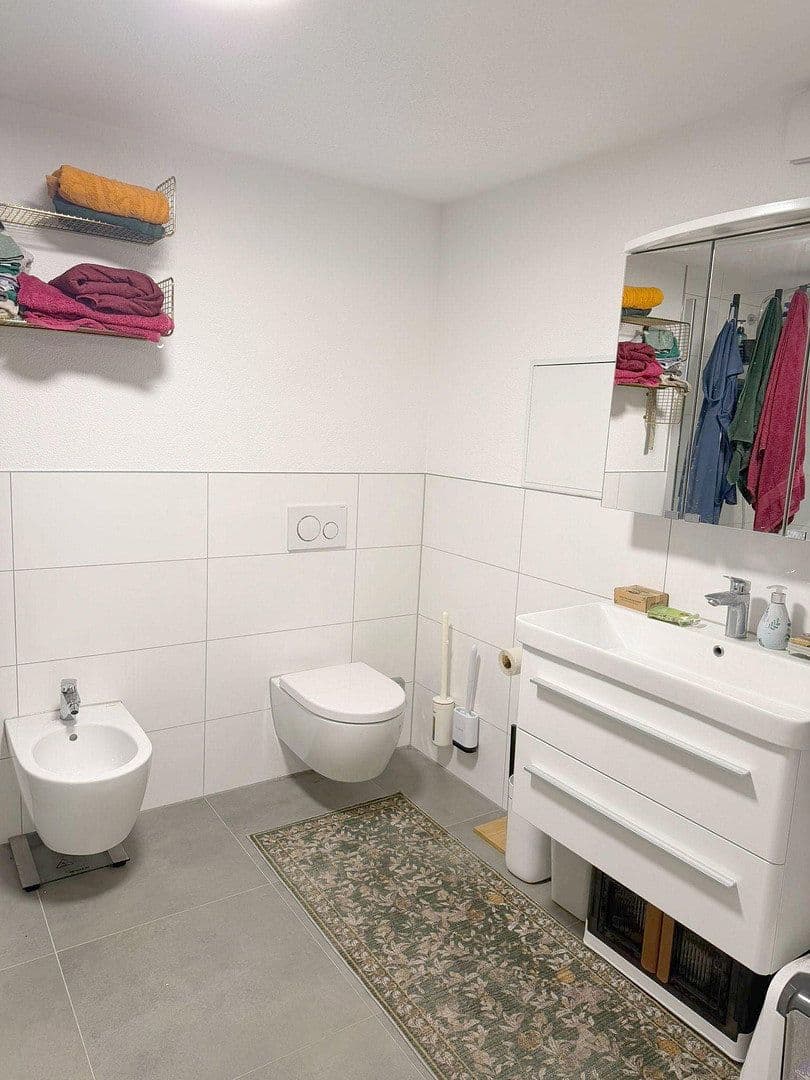 Prenájom bytu 3-izbový 104 m², Durlach, Bádensko-Wurttembersko Prenájom bytu 3-izbový 104 m², Durlach, Bádensko-Wurttembersko