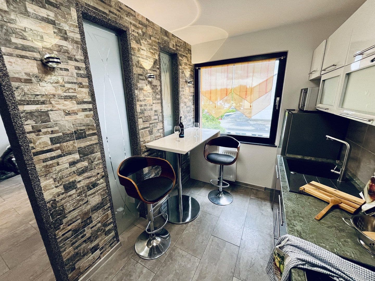 Predaj bytu 3-izbový 75 m², Oberhausen, Severné Porýnie - Westfálsko Predaj bytu 3-izbový 75 m², Oberhausen, Severné Porýnie - Westfálsko