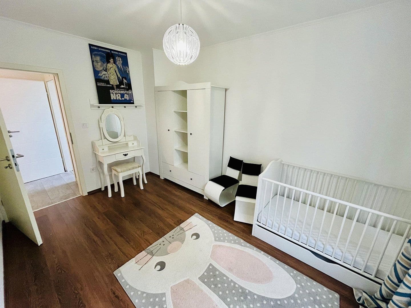 Predaj bytu 3-izbový 75 m², Oberhausen, Severné Porýnie - Westfálsko Predaj bytu 3-izbový 75 m², Oberhausen, Severné Porýnie - Westfálsko