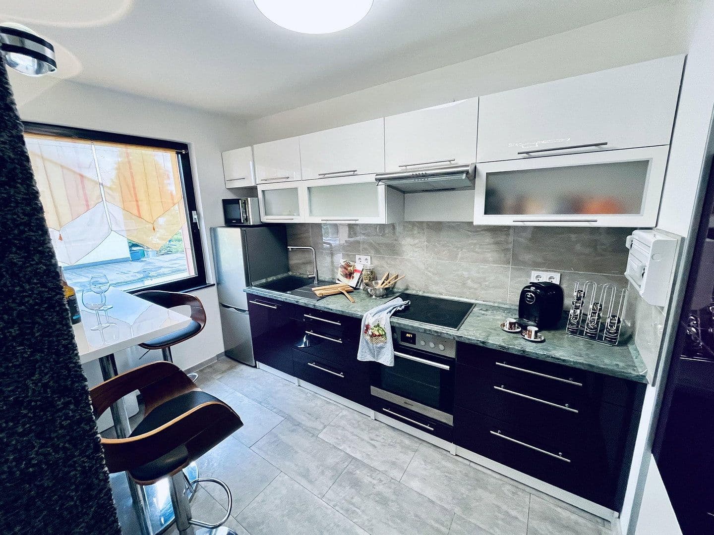 Predaj bytu 3-izbový 75 m², Oberhausen, Severné Porýnie - Westfálsko Predaj bytu 3-izbový 75 m², Oberhausen, Severné Porýnie - Westfálsko