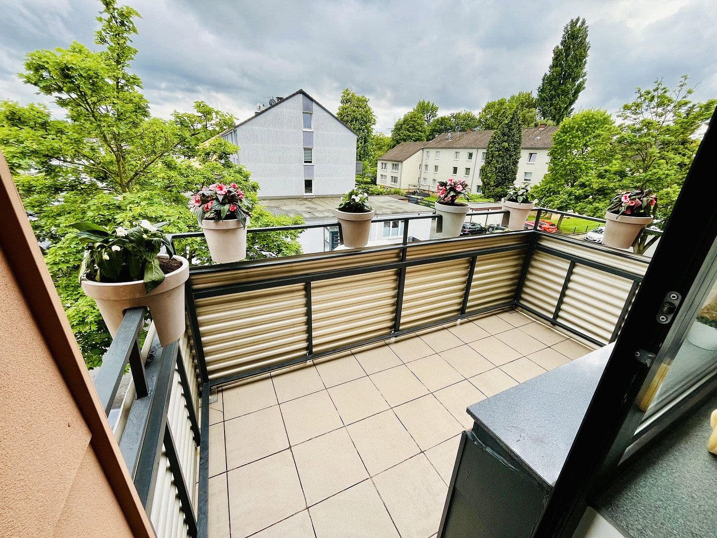 Predaj bytu 3-izbový 75 m², Oberhausen, Severné Porýnie - Westfálsko Predaj bytu 3-izbový 75 m², Oberhausen, Severné Porýnie - Westfálsko
