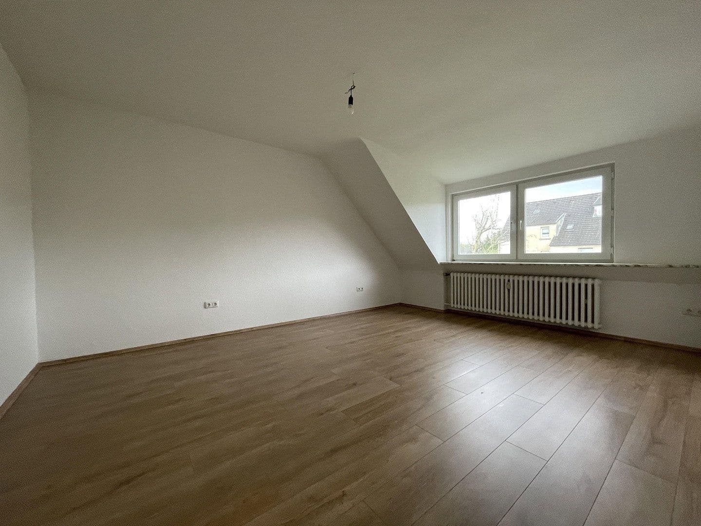 Prenájom bytu 3-izbový 76 m², Scheppmannskamp 9, Essen, Severné Porýnie - Westfálsko Prenájom bytu 3-izbový 76 m², Scheppmannskamp 9, Essen, Severné Porýnie - Westfálsko
