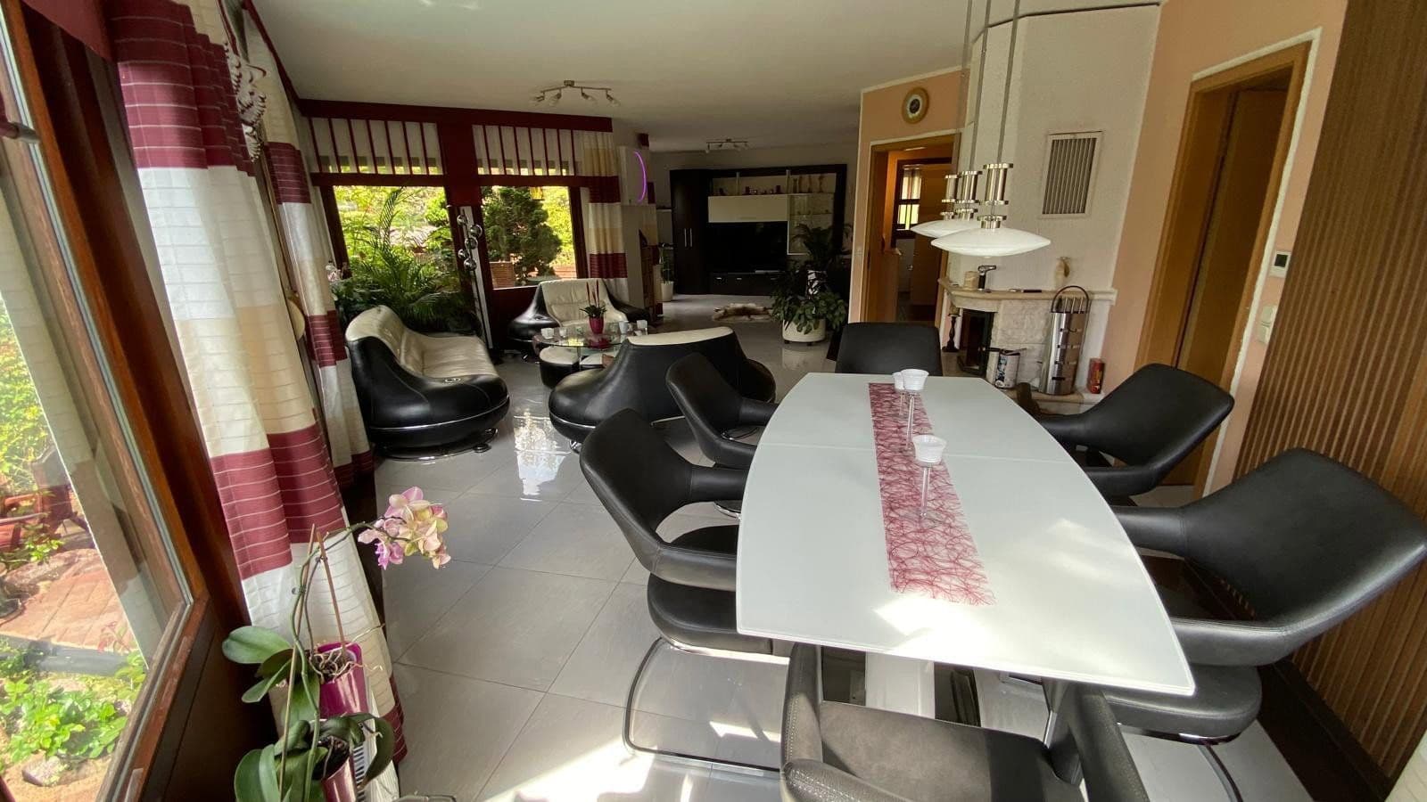 Predaj domu 117 m², pozemek 464 m², Lachshuhnweg 1, Berlin, Berlín Predaj domu 117 m², pozemek 464 m², Lachshuhnweg 1, Berlin, Berlín