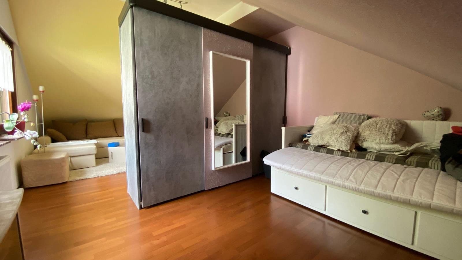 Predaj domu 117 m², pozemek 464 m², Lachshuhnweg 1, Berlin, Berlín Predaj domu 117 m², pozemek 464 m², Lachshuhnweg 1, Berlin, Berlín