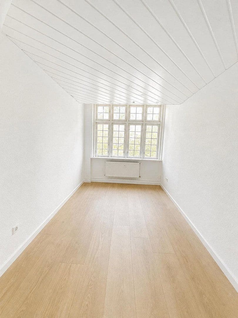 Prenájom bytu 2-izbový 61 m², Kaiserstr. 61, Friedberg (Hessen), Hesensko Prenájom bytu 2-izbový 61 m², Kaiserstr. 61, Friedberg (Hessen), Hesensko