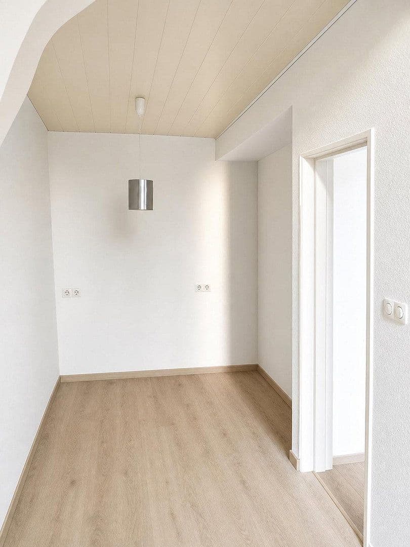 Prenájom bytu 2-izbový 61 m², Kaiserstr. 61, Friedberg (Hessen), Hesensko Prenájom bytu 2-izbový 61 m², Kaiserstr. 61, Friedberg (Hessen), Hesensko