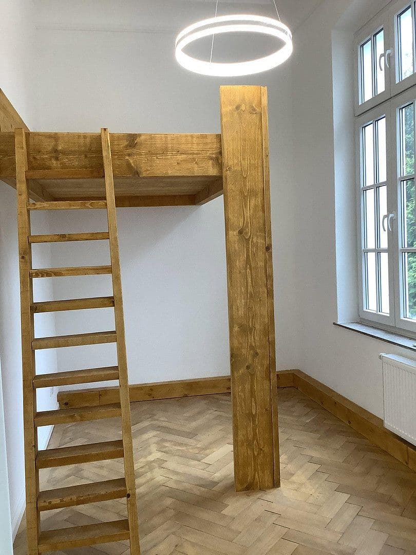 Prenájom bytu 4-izbový 102 m², Johannisstraße 10/11, Osnabrück, Dolné Sasko Prenájom bytu 4-izbový 102 m², Johannisstraße 10/11, Osnabrück, Dolné Sasko