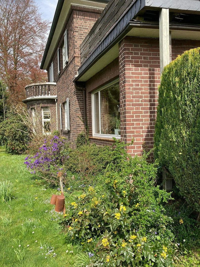 Predaj domu 330 m², pozemek 2.000 m², Brüggener Str. 38,, Brüggen, Severné Porýnie - Westfálsko Predaj domu 330 m², pozemek 2.000 m², Brüggener Str. 38,, Brüggen, Severné Porýnie - Westfálsko