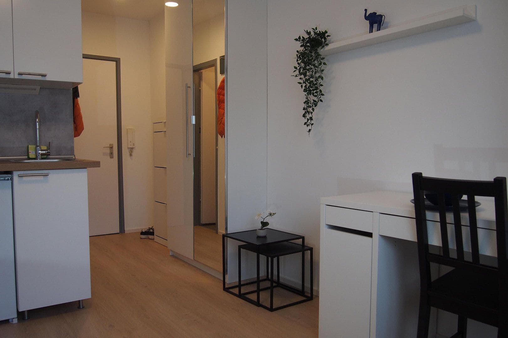 Prenájom bytu 1-izbový 19 m², Kreuzerweg 33, München, Bavorsko Prenájom bytu 1-izbový 19 m², Kreuzerweg 33, München, Bavorsko