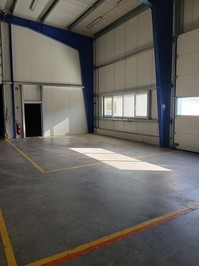 Prenájom nebytového priestoru 2.300 m², Weitnau, Bavorsko Prenájom nebytového priestoru 2.300 m², Weitnau, Bavorsko