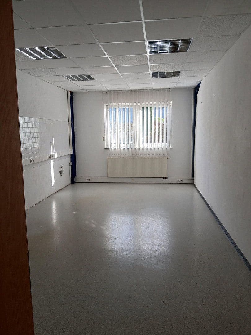 Prenájom nebytového priestoru 2.300 m², Weitnau, Bavorsko Prenájom nebytového priestoru 2.300 m², Weitnau, Bavorsko