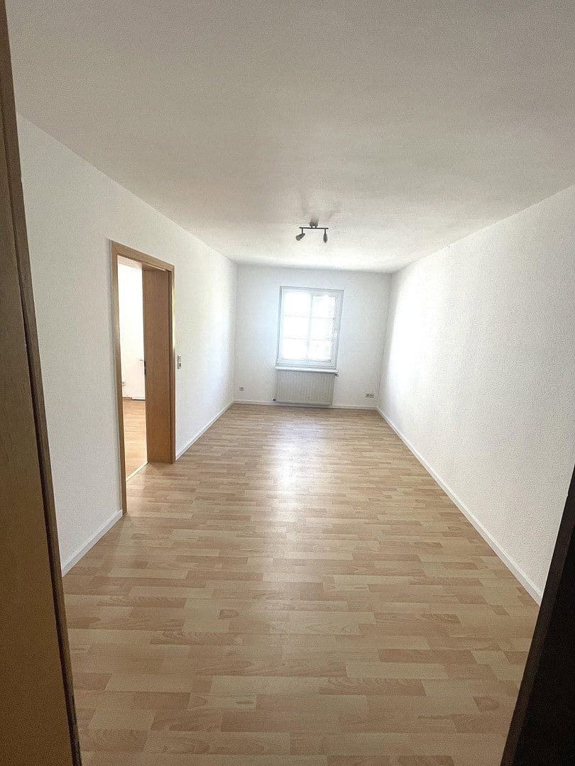 Prenájom bytu 4-izbový 90 m², Kirchstraße 3, Schwelm, Severné Porýnie - Westfálsko Prenájom bytu 4-izbový 90 m², Kirchstraße 3, Schwelm, Severné Porýnie - Westfálsko