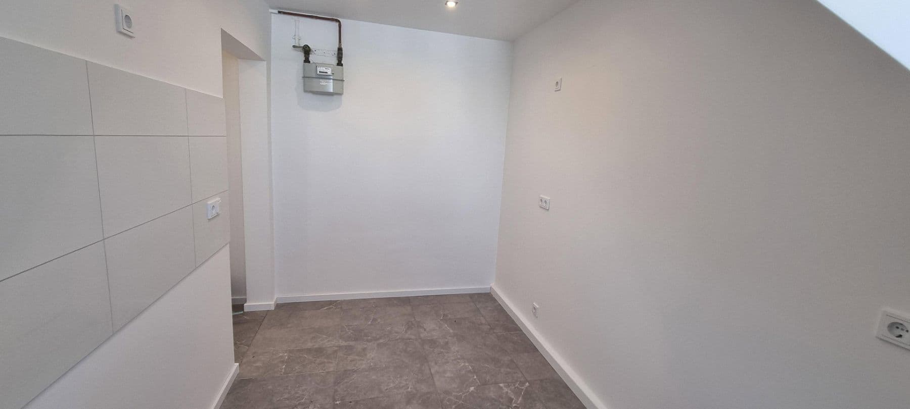 Prenájom bytu 2-izbový 42 m², Schillerstraße 4, Nürnberg, Bavorsko Prenájom bytu 2-izbový 42 m², Schillerstraße 4, Nürnberg, Bavorsko