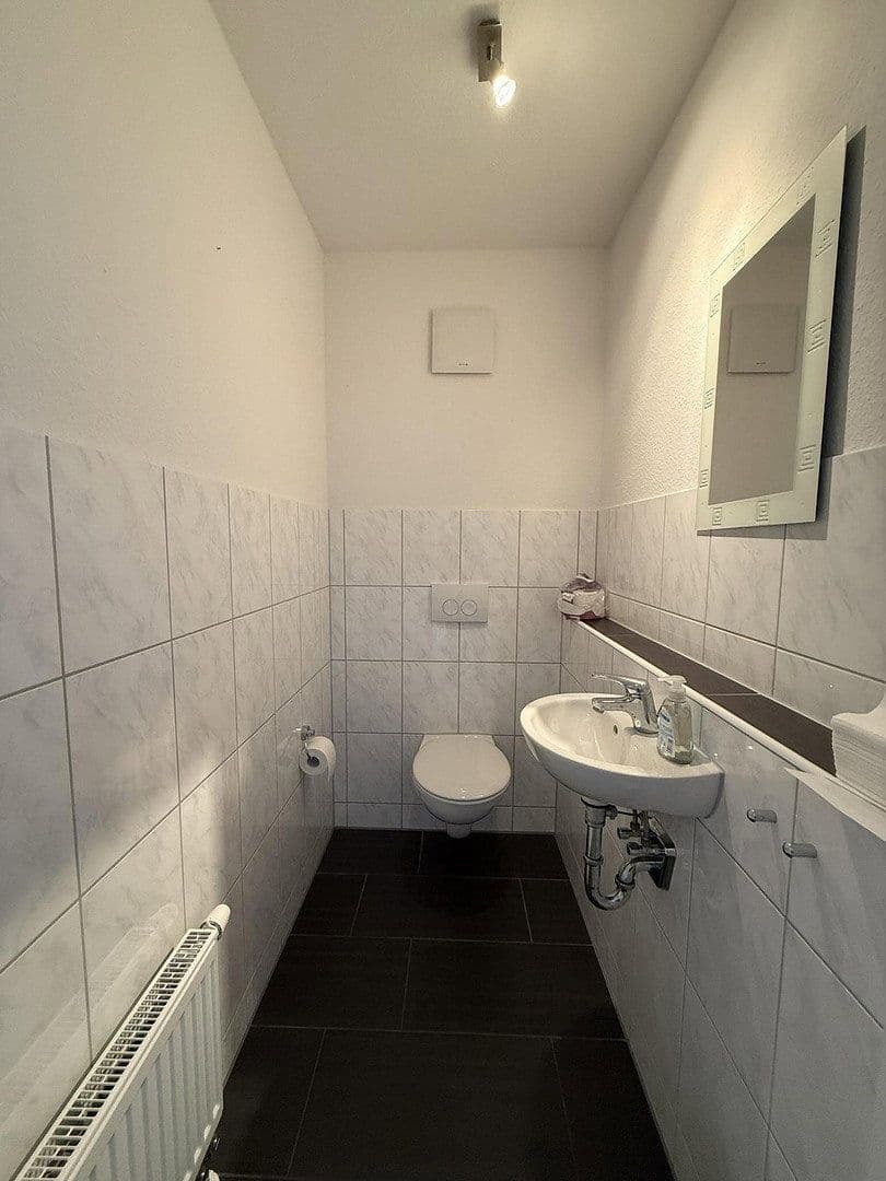 Predaj domu 119 m², pozemek 179 m², In der Warthütte 10d, Leimen, Bádensko-Wurttembersko Predaj domu 119 m², pozemek 179 m², In der Warthütte 10d, Leimen, Bádensko-Wurttembersko