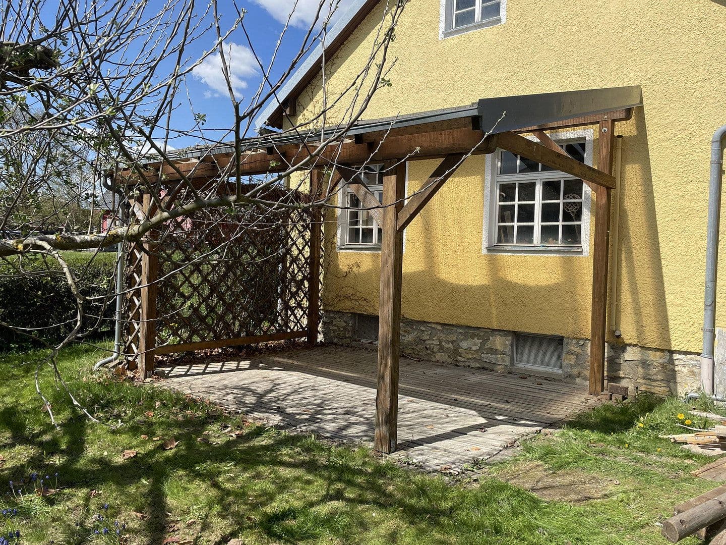 Prenájom bytu 4-izbový 141 m², Regenstauf, Bavorsko Prenájom bytu 4-izbový 141 m², Regenstauf, Bavorsko