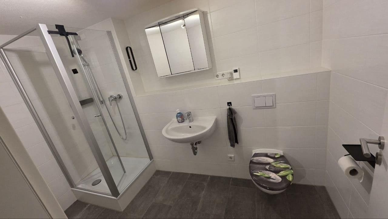 Predaj domu 137 m², pozemek 248 m², Adelsdorf, Bavorsko Predaj domu 137 m², pozemek 248 m², Adelsdorf, Bavorsko