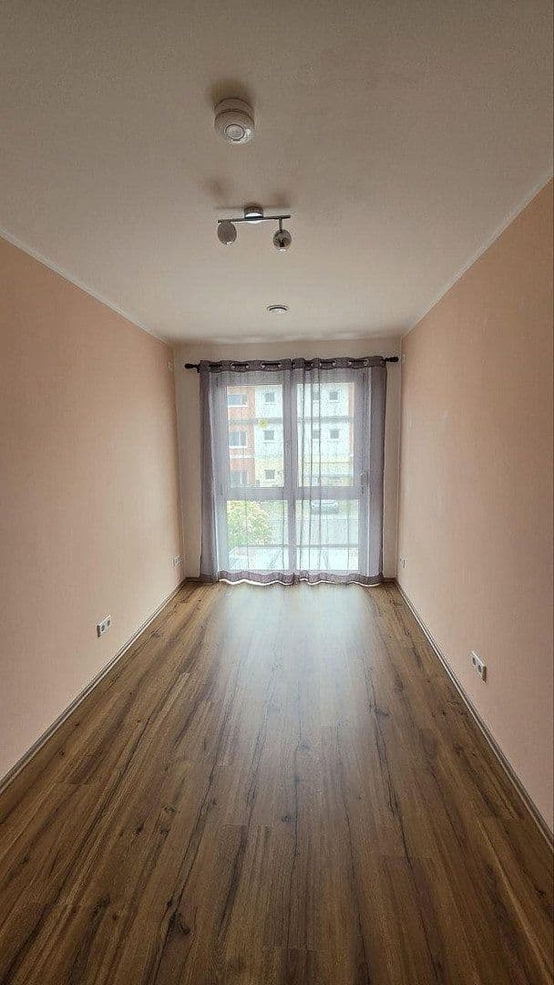 Predaj domu 137 m², pozemek 248 m², Adelsdorf, Bavorsko Predaj domu 137 m², pozemek 248 m², Adelsdorf, Bavorsko