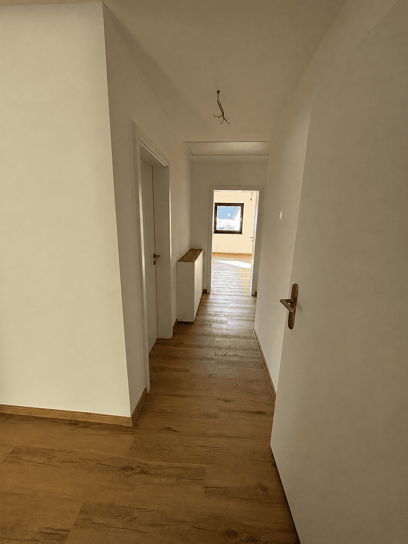 Prenájom bytu 3-izbový 82 m², Wettenberg, Hesensko Prenájom bytu 3-izbový 82 m², Wettenberg, Hesensko
