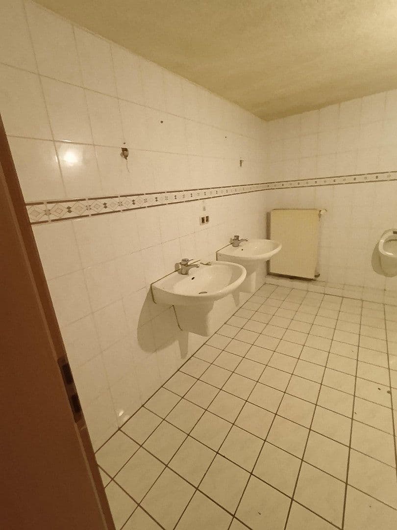 Predaj domu 144 m², pozemek 8.028 m², Regen, Bavorsko Predaj domu 144 m², pozemek 8.028 m², Regen, Bavorsko