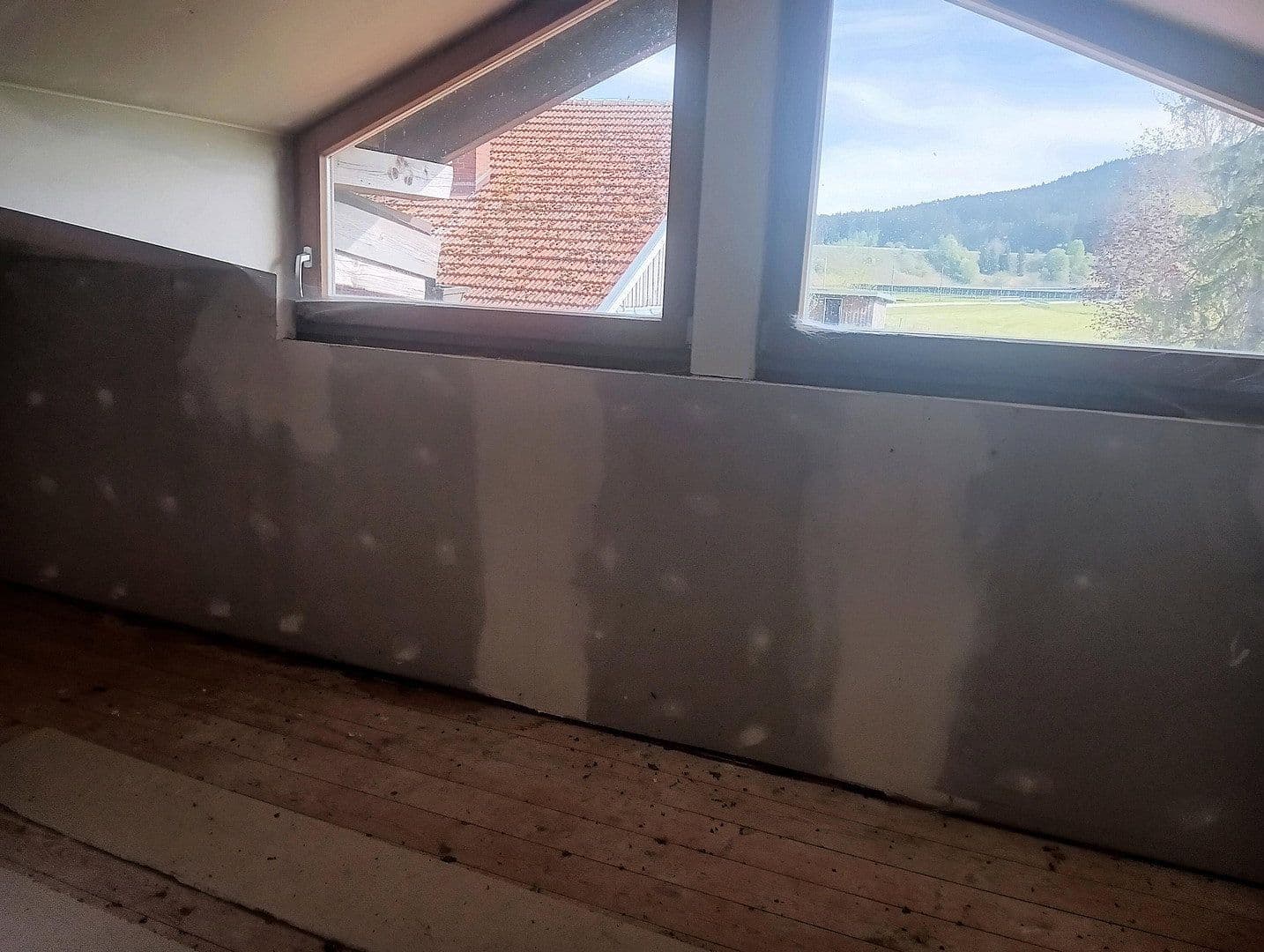Predaj domu 144 m², pozemek 8.028 m², Regen, Bavorsko Predaj domu 144 m², pozemek 8.028 m², Regen, Bavorsko