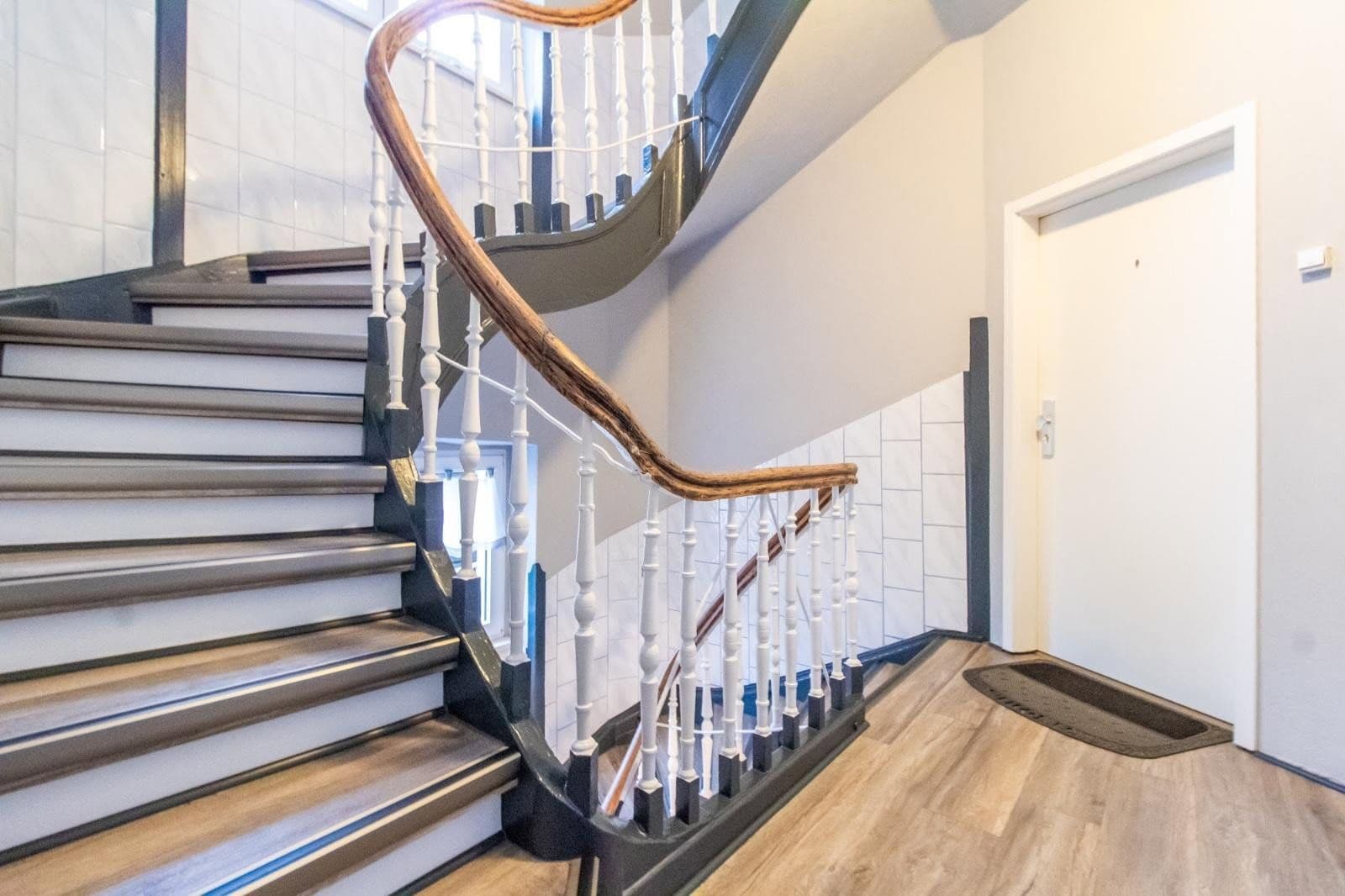 Prenájom bytu 5-izbový 150 m², Brunnenstr. 3, Hagen, Severné Porýnie - Westfálsko Prenájom bytu 5-izbový 150 m², Brunnenstr. 3, Hagen, Severné Porýnie - Westfálsko