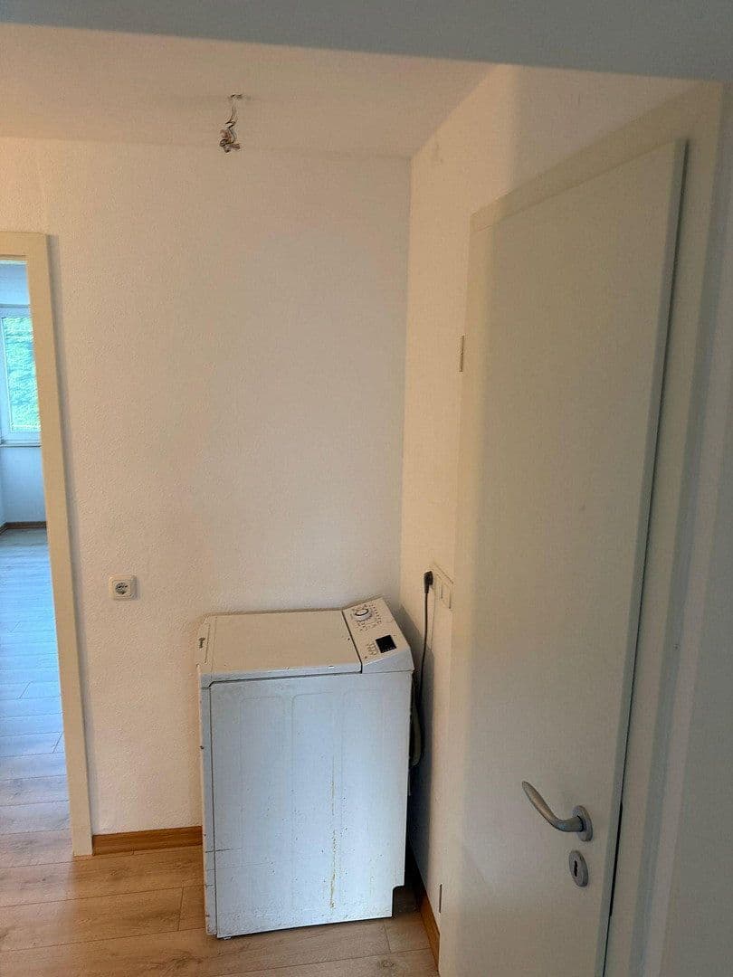Prenájom bytu 3-izbový 70 m², Am Stadtgarten, Königswinter, Severné Porýnie - Westfálsko Prenájom bytu 3-izbový 70 m², Am Stadtgarten, Königswinter, Severné Porýnie - Westfálsko