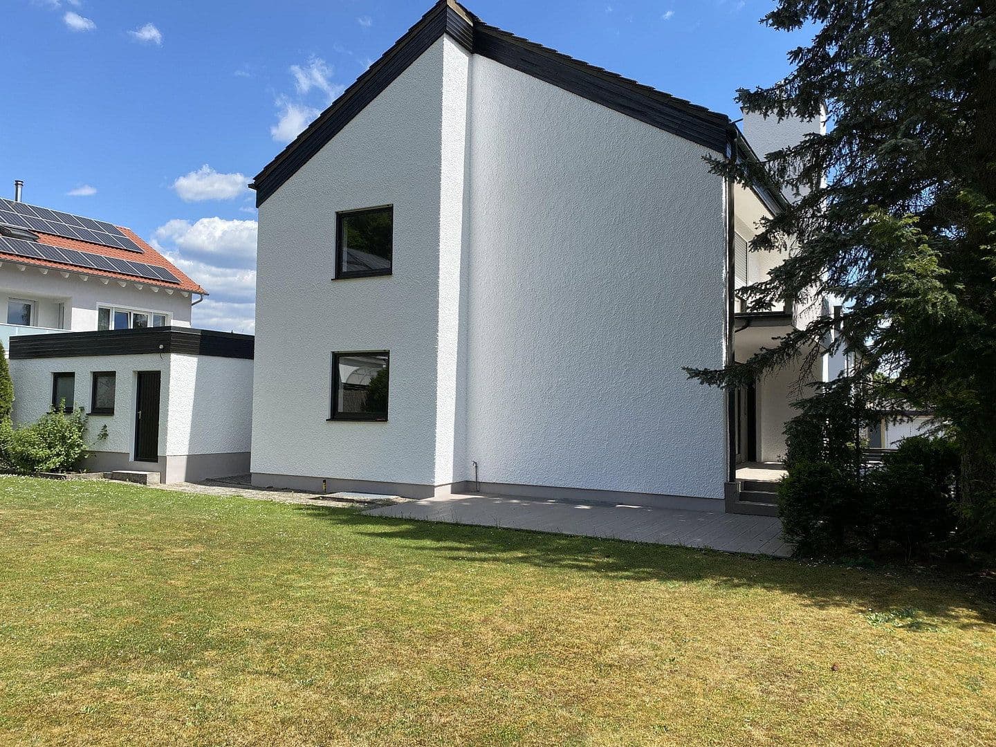 Prenájom domu 160 m², pozemek 766 m², Lappersdorf, Bavorsko Prenájom domu 160 m², pozemek 766 m², Lappersdorf, Bavorsko