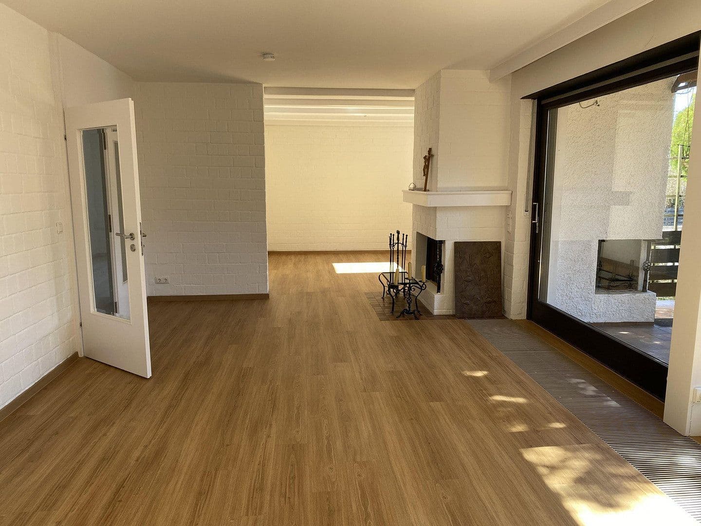 Prenájom domu 160 m², pozemek 766 m², Lappersdorf, Bavorsko Prenájom domu 160 m², pozemek 766 m², Lappersdorf, Bavorsko