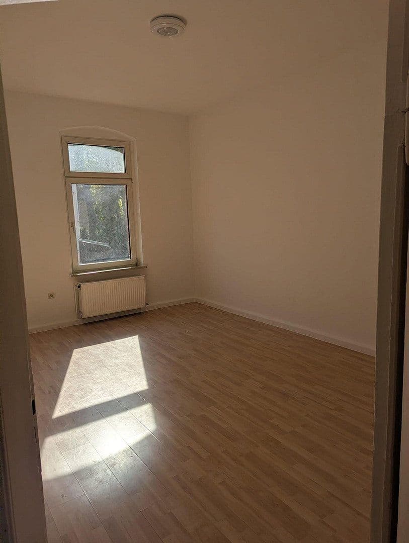 Prenájom bytu 4-izbový 100 m², Willhelmstraße 16, Helmstedt, Dolné Sasko Prenájom bytu 4-izbový 100 m², Willhelmstraße 16, Helmstedt, Dolné Sasko