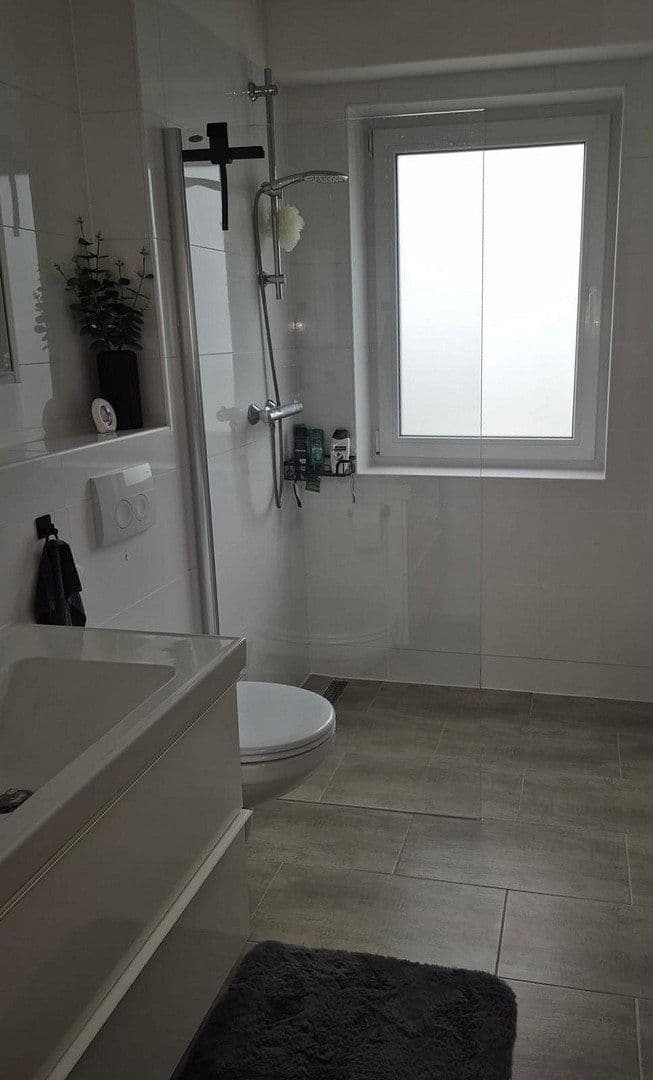 Prenájom bytu 3-izbový 76 m², Syke, Dolné Sasko Prenájom bytu 3-izbový 76 m², Syke, Dolné Sasko