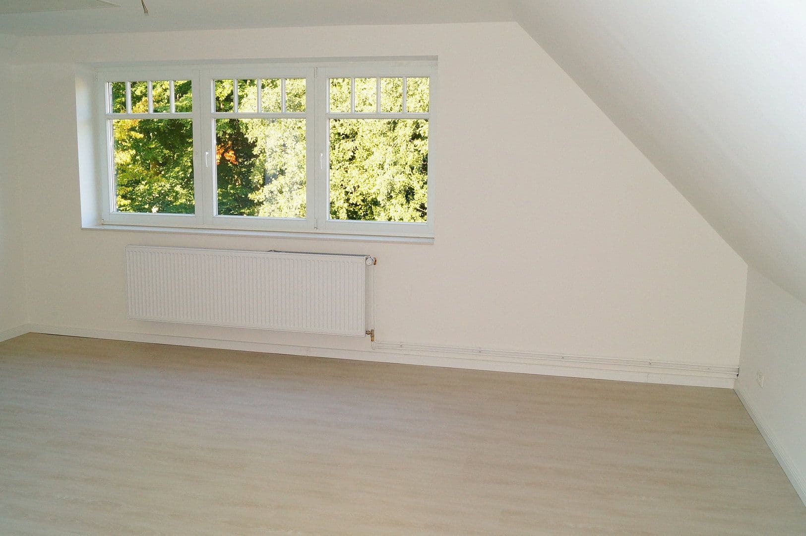 Prenájom bytu 3-izbový 135 m², Fahltsweide, 3, Rellingen, Šlezvicko-Holštajnsko Prenájom bytu 3-izbový 135 m², Fahltsweide, 3, Rellingen, Šlezvicko-Holštajnsko
