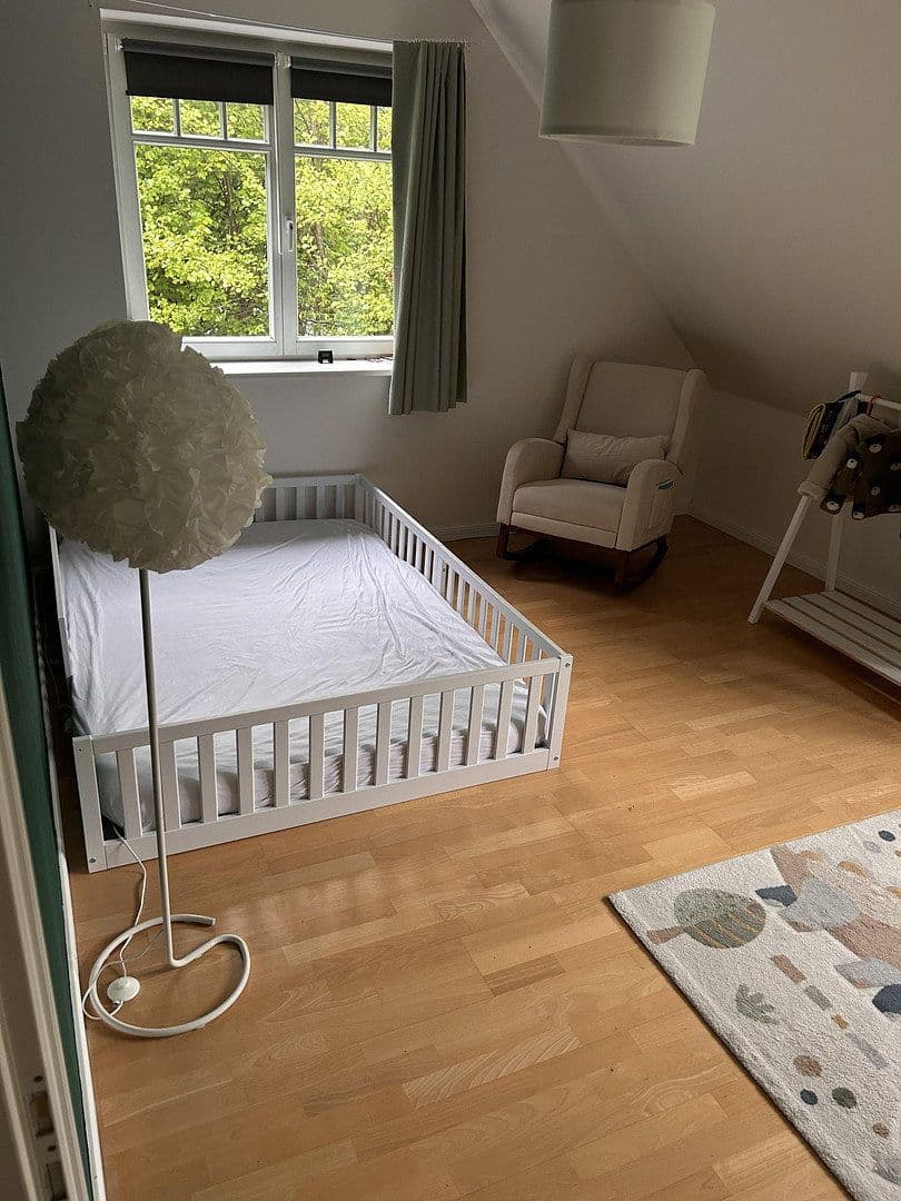 Prenájom bytu 3-izbový 135 m², Fahltsweide, 3, Rellingen, Šlezvicko-Holštajnsko Prenájom bytu 3-izbový 135 m², Fahltsweide, 3, Rellingen, Šlezvicko-Holštajnsko