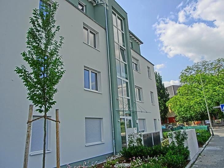 Prenájom bytu 3-izbový 90 m², Nusszeil 74, Frankfurt, Hesensko Prenájom bytu 3-izbový 90 m², Nusszeil 74, Frankfurt, Hesensko