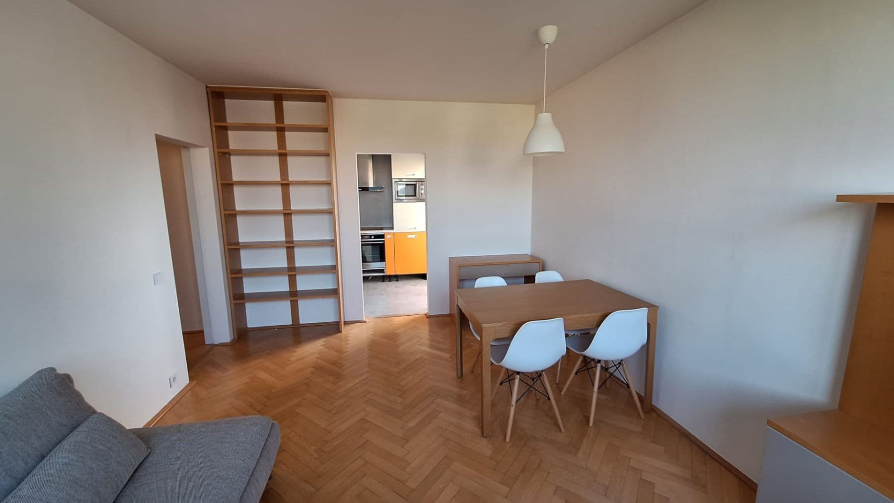 Prenájom bytu 3-izbový 67 m², Loosova, Brno, Jihomoravský kraj Prenájom bytu 3-izbový 67 m², Loosova, Brno, Jihomoravský kraj