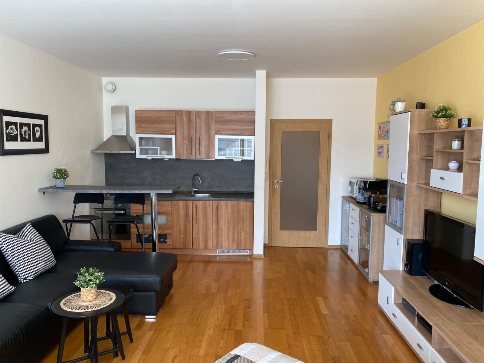 Predaj bytu 1-izbový 38 m², Drahobejlova, Praha, Praha Predaj bytu 1-izbový 38 m², Drahobejlova, Praha, Praha