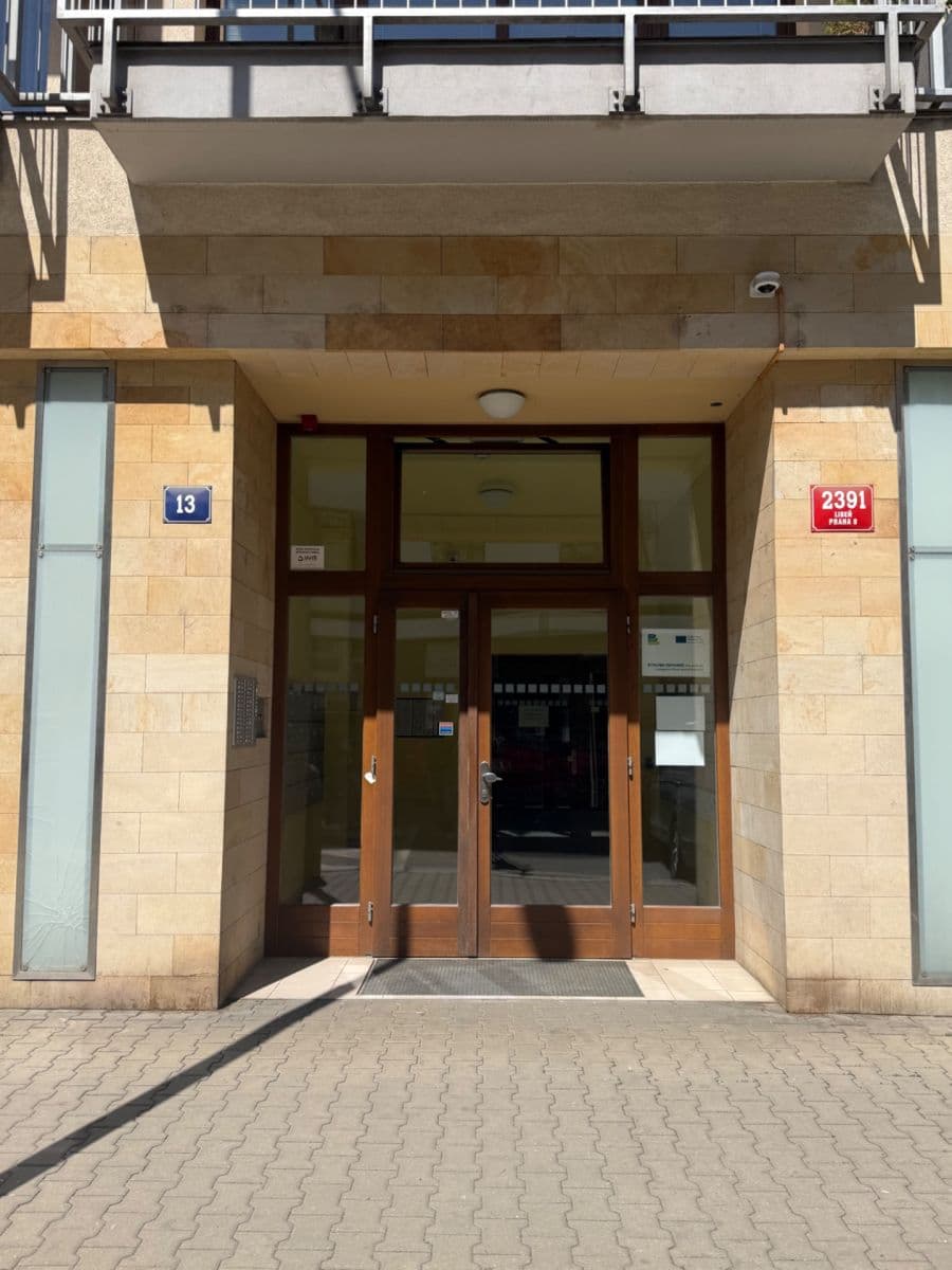 Predaj bytu 1-izbový 38 m², Drahobejlova, Praha, Praha Predaj bytu 1-izbový 38 m², Drahobejlova, Praha, Praha