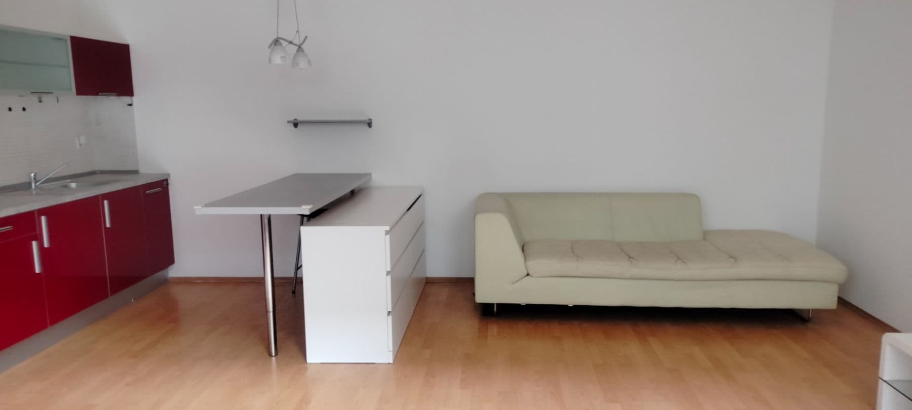 Prenájom bytu 1-izbový 45 m², Zrzavého, Praha, Praha Prenájom bytu 1-izbový 45 m², Zrzavého, Praha, Praha
