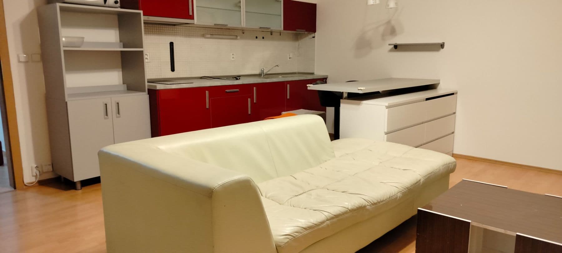 Prenájom bytu 1-izbový 45 m², Zrzavého, Praha, Praha Prenájom bytu 1-izbový 45 m², Zrzavého, Praha, Praha