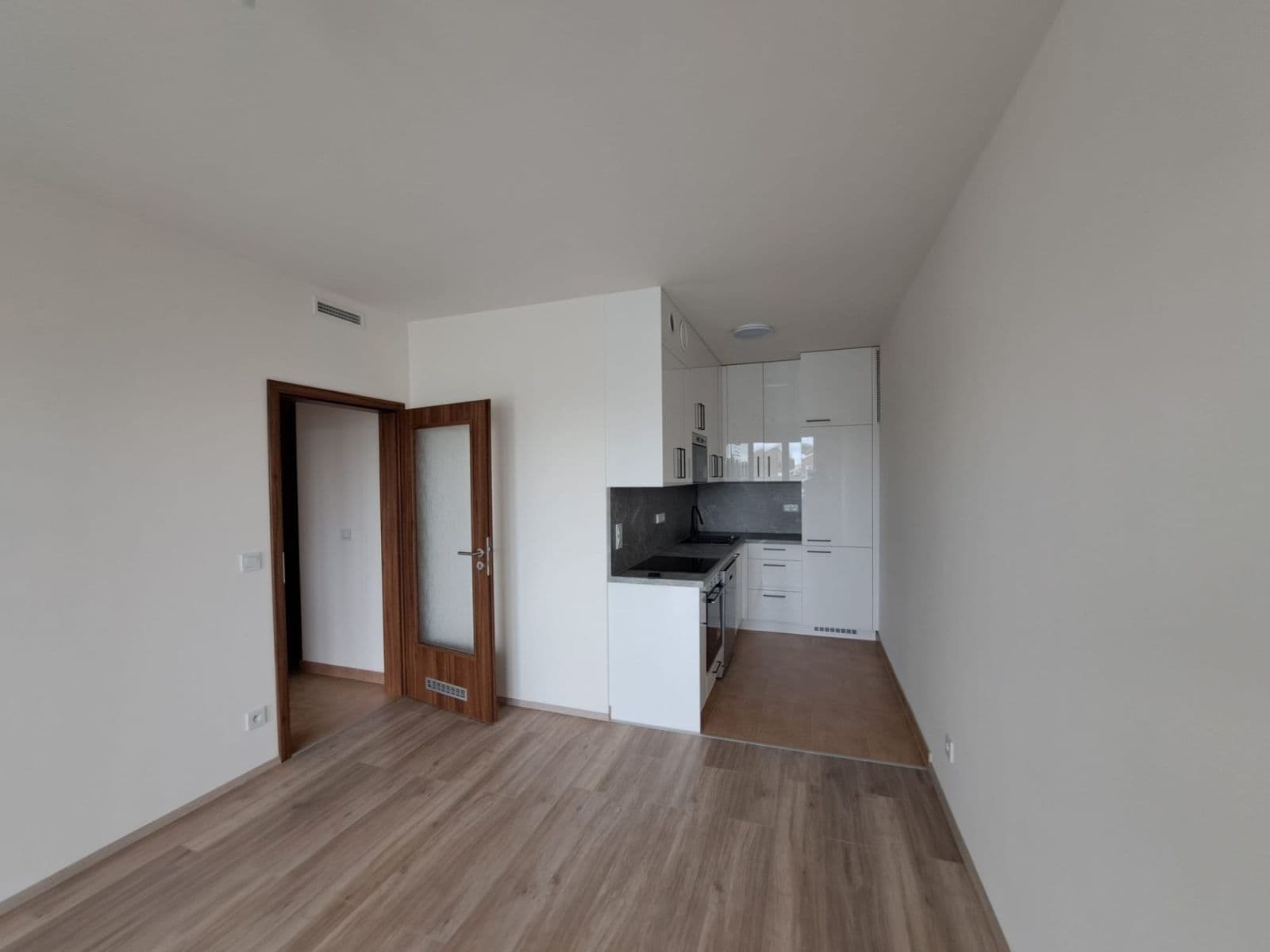 Prenájom bytu 2-izbový 45 m², Arnošta Staňka, Praha, Praha Prenájom bytu 2-izbový 45 m², Arnošta Staňka, Praha, Praha