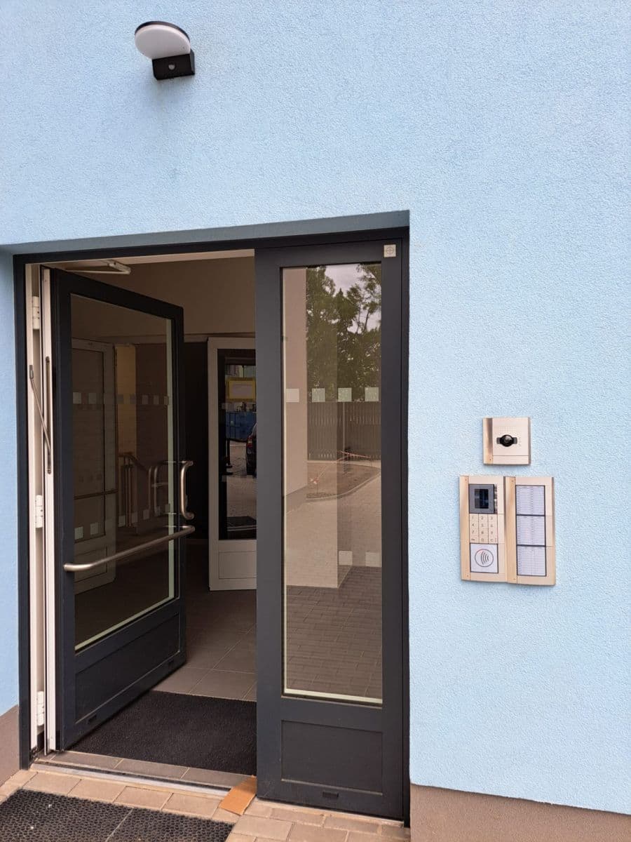 Prenájom bytu 2-izbový 45 m², Arnošta Staňka, Praha, Praha Prenájom bytu 2-izbový 45 m², Arnošta Staňka, Praha, Praha