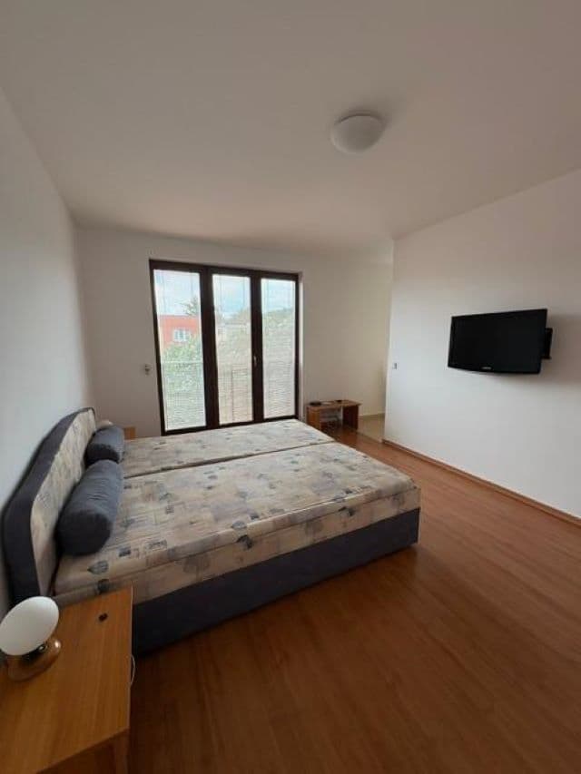 Prenájom bytu 1-izbový 37 m², K Lučinám, Praha, Praha Prenájom bytu 1-izbový 37 m², K Lučinám, Praha, Praha