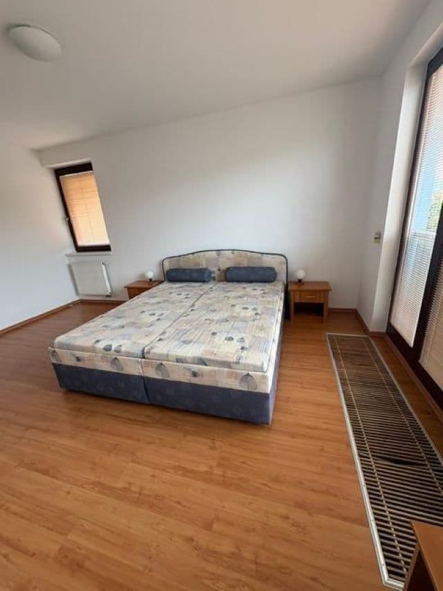 Prenájom bytu 1-izbový 37 m², K Lučinám, Praha, Praha Prenájom bytu 1-izbový 37 m², K Lučinám, Praha, Praha