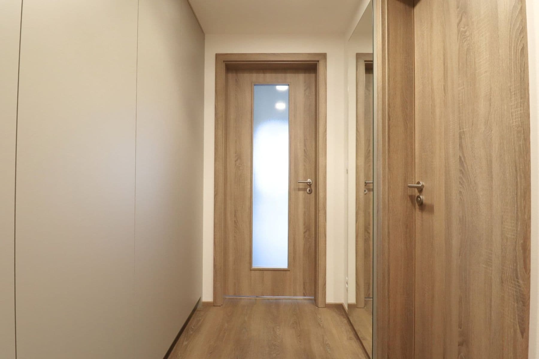 Prenájom bytu 1-izbový 42 m², Poděbradská, Praha, Praha Prenájom bytu 1-izbový 42 m², Poděbradská, Praha, Praha
