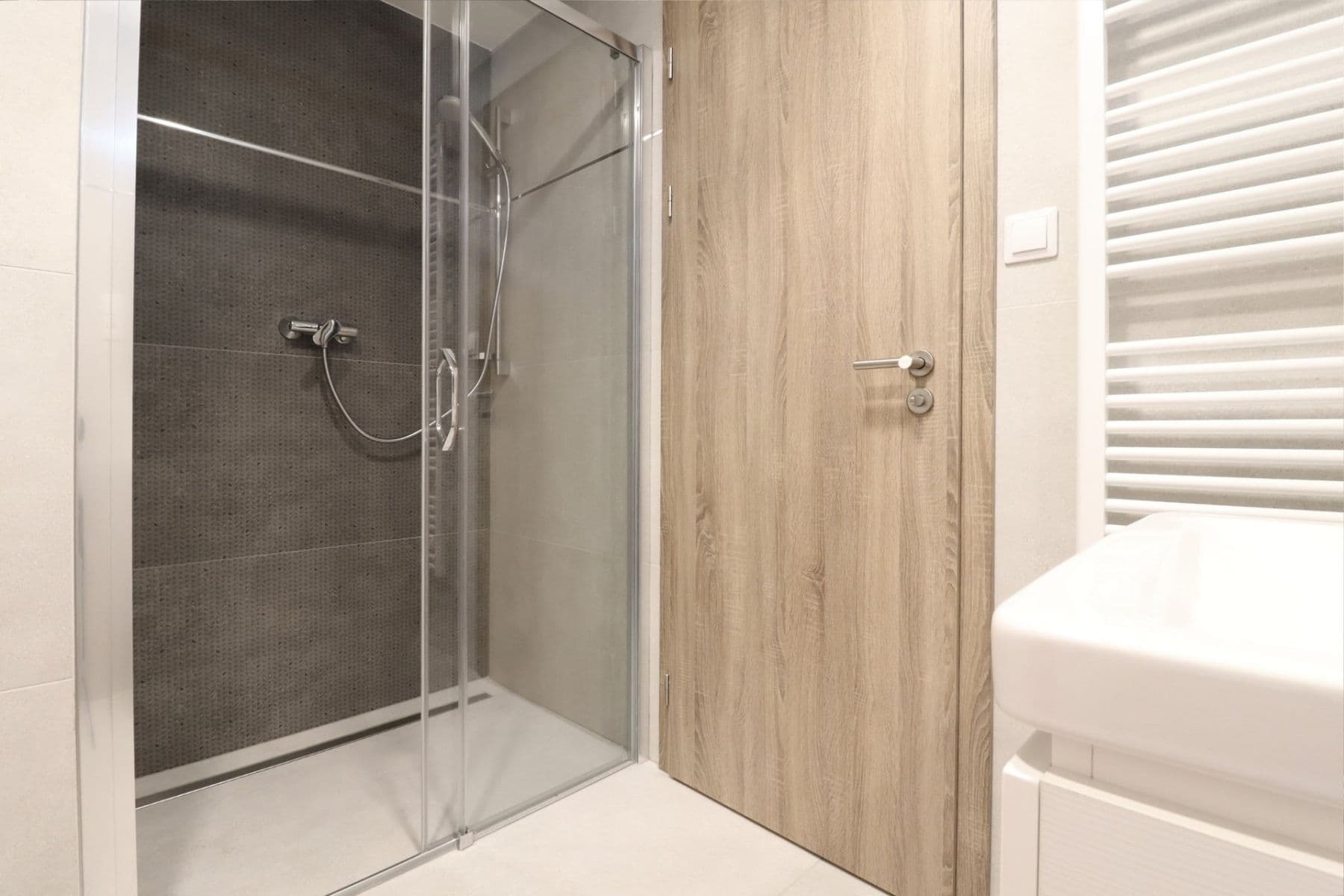 Prenájom bytu 1-izbový 42 m², Poděbradská, Praha, Praha Prenájom bytu 1-izbový 42 m², Poděbradská, Praha, Praha