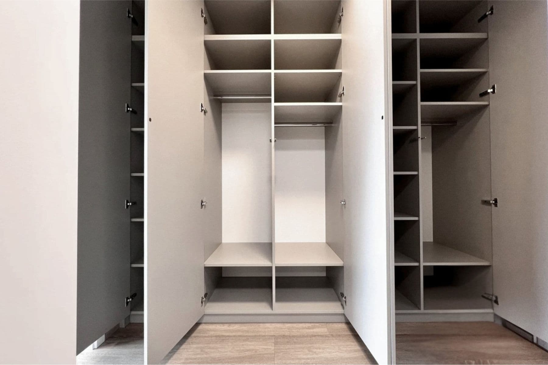Prenájom bytu 1-izbový 42 m², Poděbradská, Praha, Praha Prenájom bytu 1-izbový 42 m², Poděbradská, Praha, Praha
