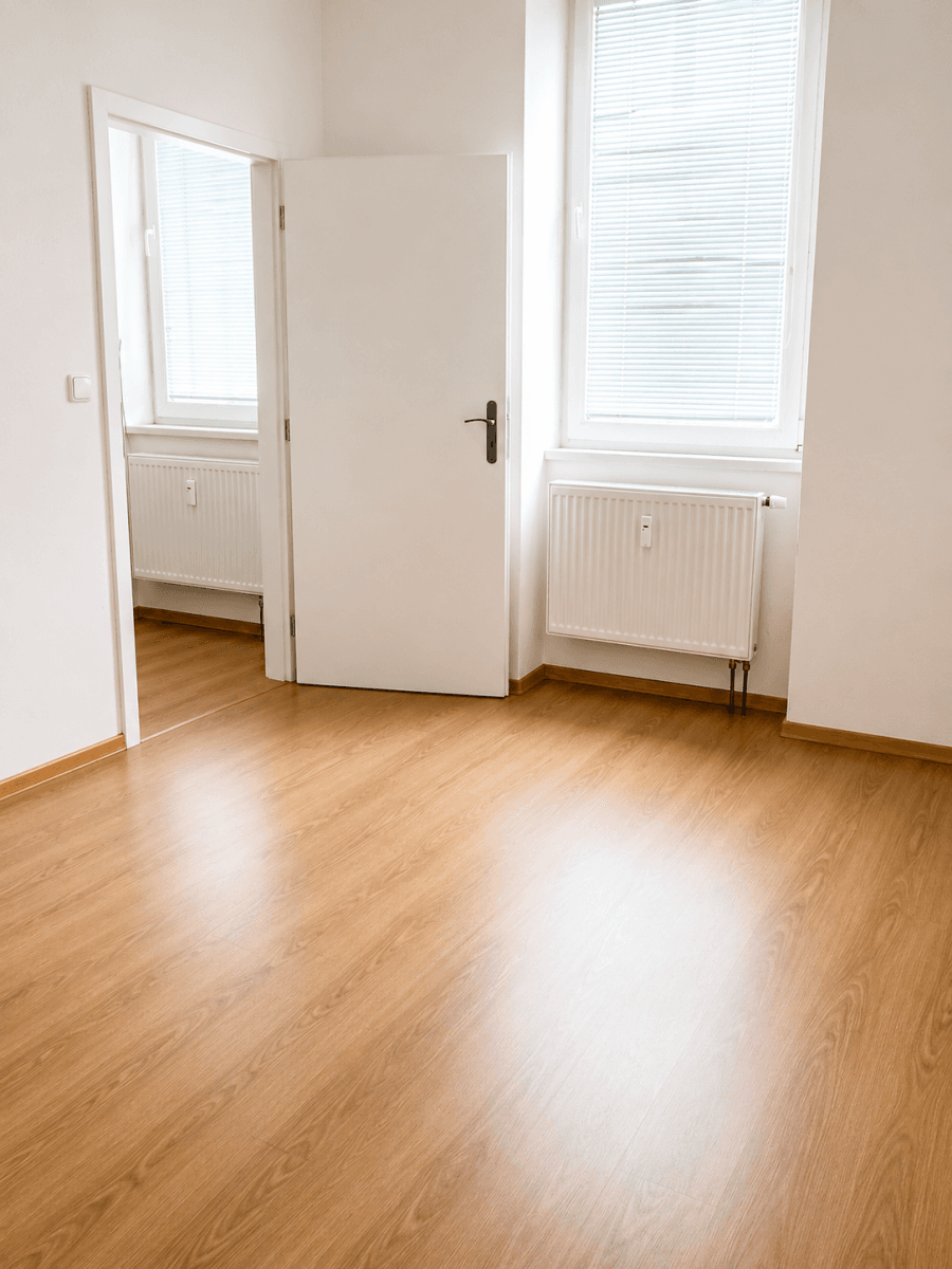 Prenájom bytu 1-izbový 33 m², Tylova, České Budějovice, Jihočeský kraj Prenájom bytu 1-izbový 33 m², Tylova, České Budějovice, Jihočeský kraj