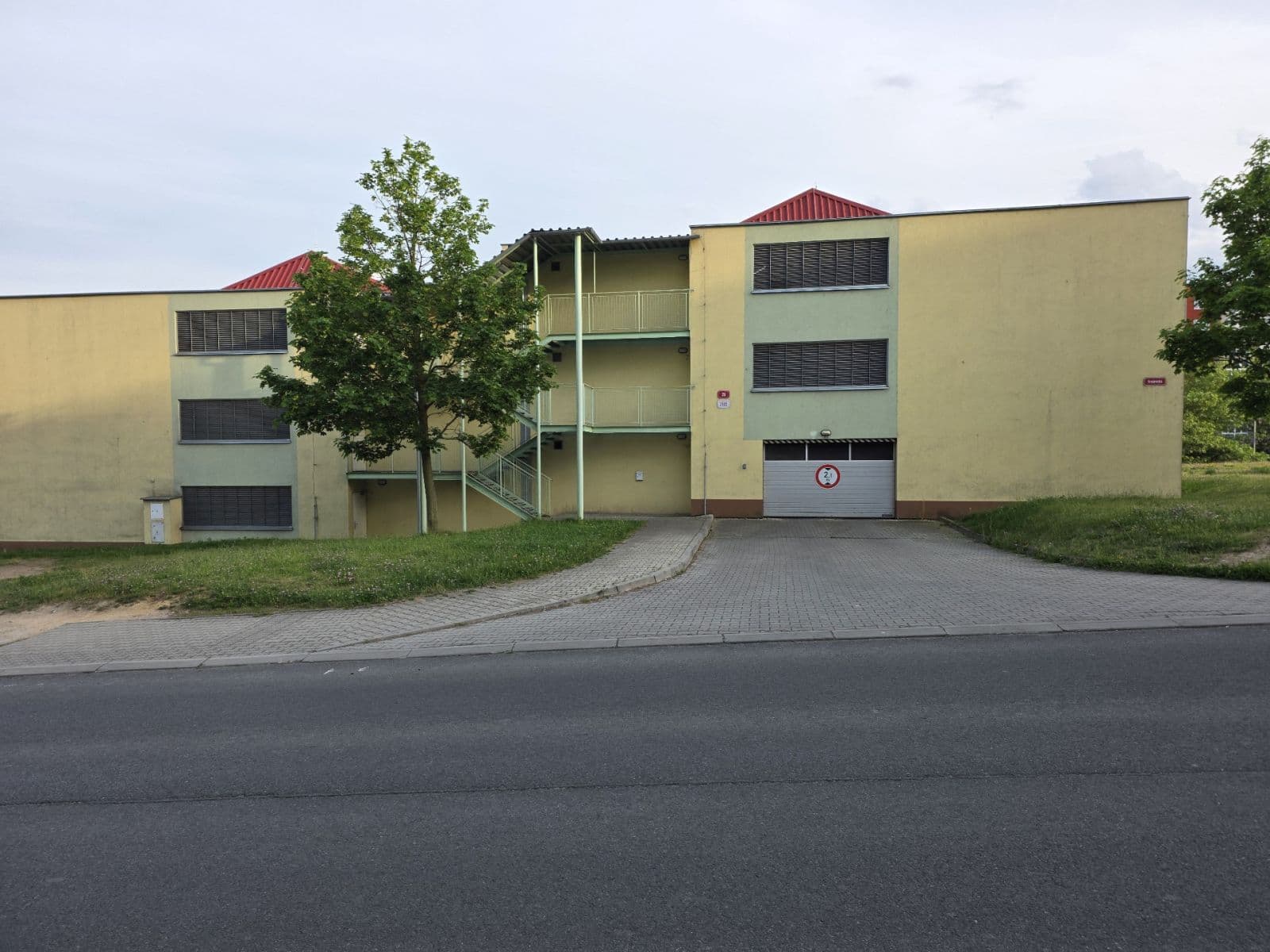 Prenájom garáže 16 m², Plzeň, Plzeňský kraj Prenájom garáže 16 m², Plzeň, Plzeňský kraj