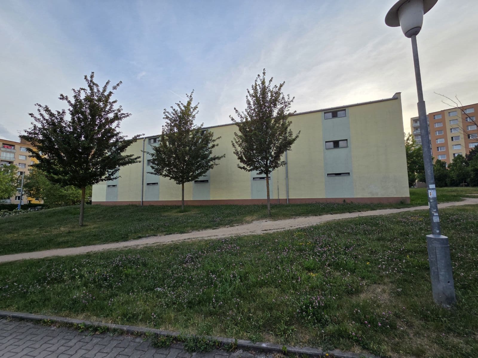 Prenájom garáže 16 m², Plzeň, Plzeňský kraj Prenájom garáže 16 m², Plzeň, Plzeňský kraj